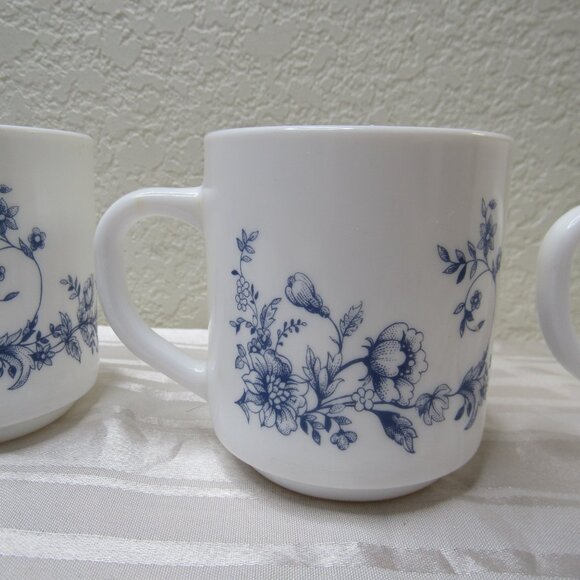 Vintage Arcopal Coffee Tea Cup Mugs Glenwood Blue White Floral Set of 4 France - Picture 11 of 16